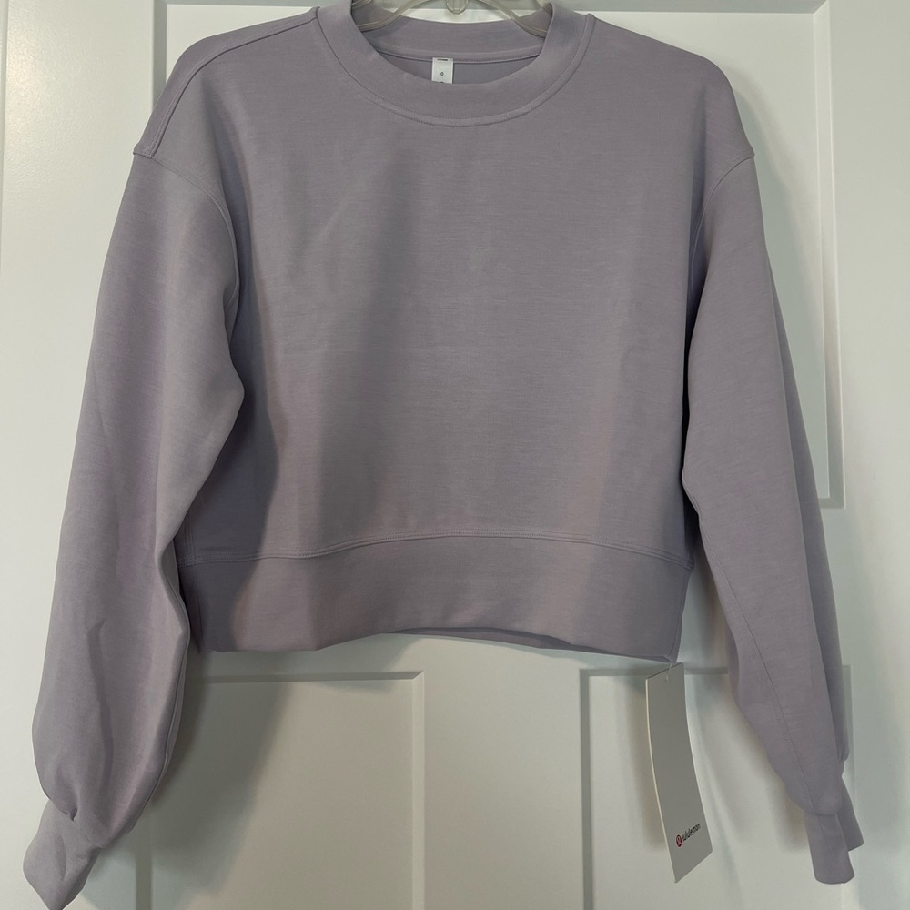 lululemon softstreme cropped crew
